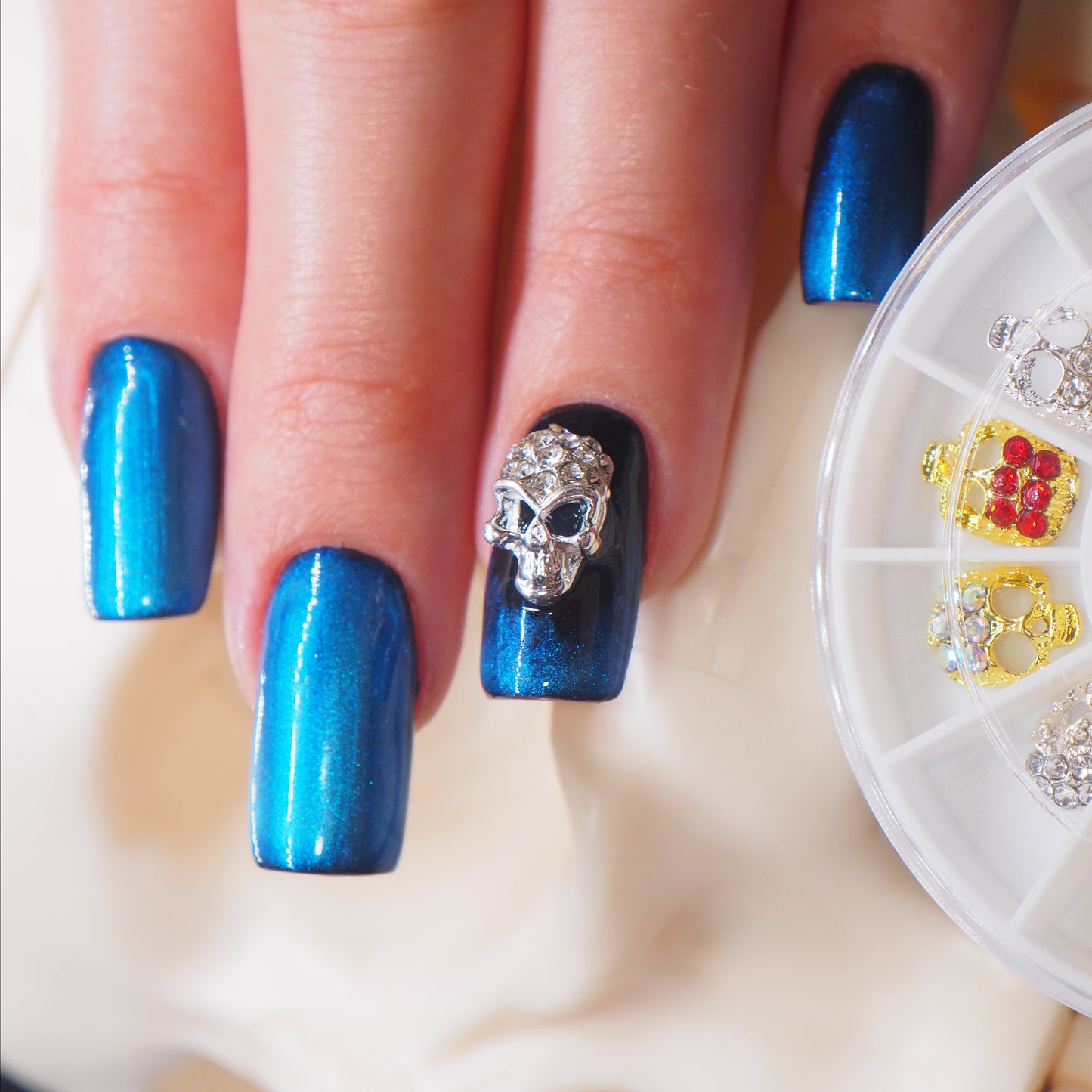 Halloween box with Iconic Color Gel